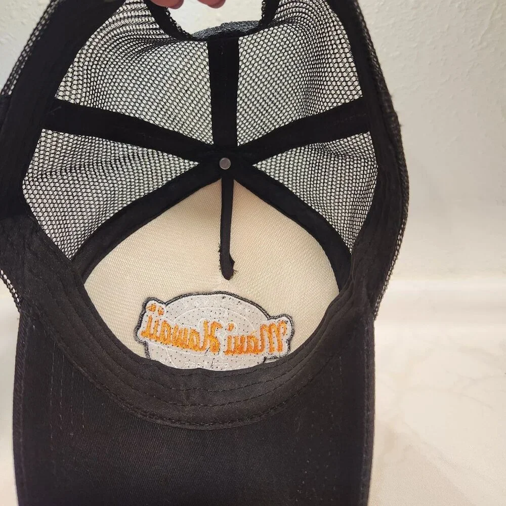 Maui Hawaii‎ Snap Back Trucker Hat Black Bill Blue and Red Front